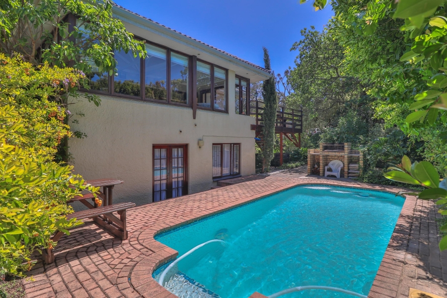 9 Bedroom Property for Sale in Walmer Eastern Cape